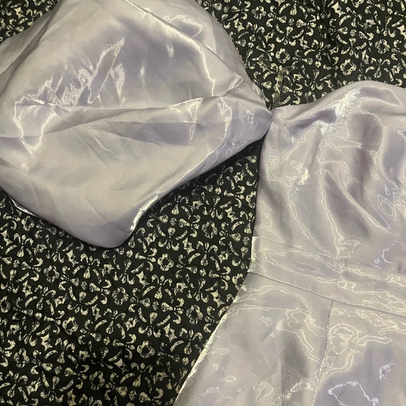 Dress - Picture 3 of 4